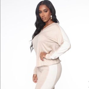 FashionNova 2-piece pink lounge set 💕💕💕